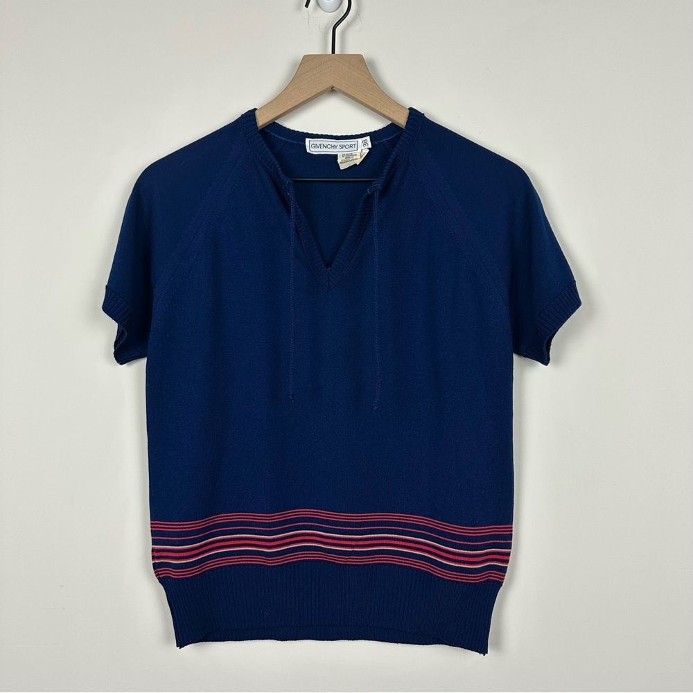 70s VINTAGE Givenchy Sport Short Sleeve V Neck Navy Red Sweater Knit Top, 38 (6)